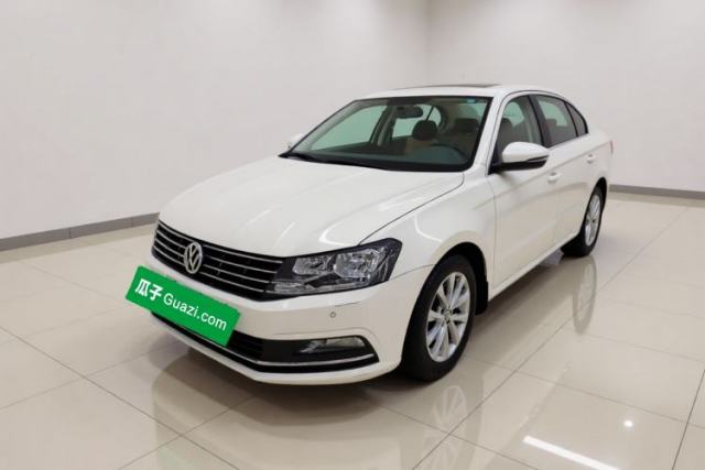 Ojetý Volkswagen Lavida 2015 230TSI DSG Comfort Edition