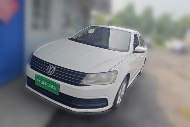 Volkswagen Lavida 2015 1.6L Automatic Fashion Edition с пробегом