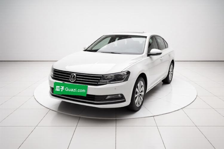 Ojetý Volkswagen Lavida 2015 1.6L Automatic Comfort Edition Guazi used car, China used car export, Used car for sale, Used cars, Cheapest cars for sale