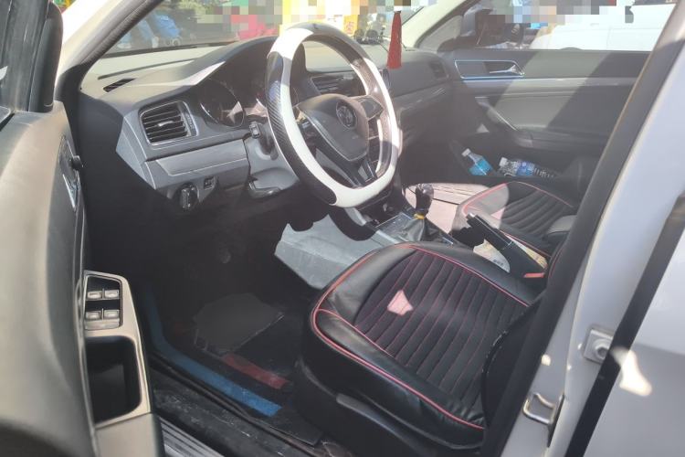 Used Volkswagen Lavida 2015 230TSI Manual Comfort Edition Driver Seat