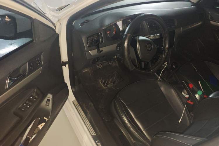 Used Volkswagen Lavida 2015 1.6L Manual Comfort Edition Driver Seat