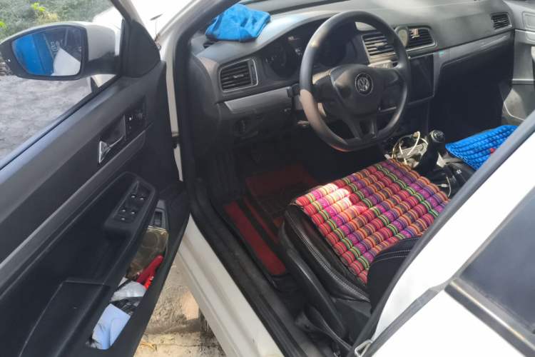 Used Volkswagen Lavida 2015 1.6L Manual Fashion Edition Driver Seat
