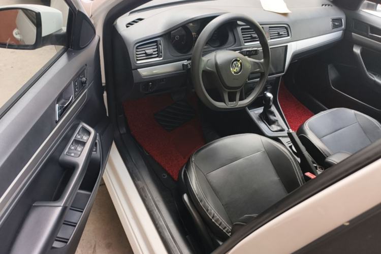 Used Volkswagen Lavida 2015 1.6L Automatic Fashion Edition Driver Seat