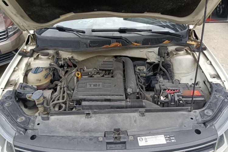 Used Volkswagen Lavida 2015 230TSI DSG Comfort Edition Engine Bay