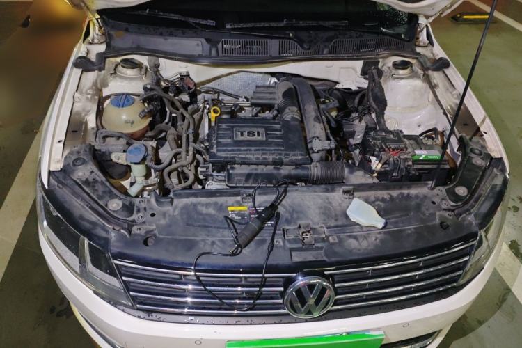 Used Volkswagen Lavida 2015 230TSI DSG Comfort Edition Engine Bay