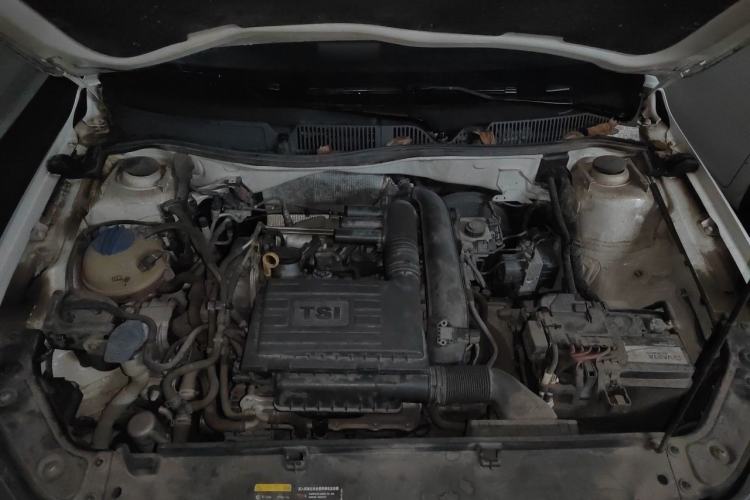 Used Volkswagen Lavida 2015 230TSI DSG Comfort Edition Engine Bay