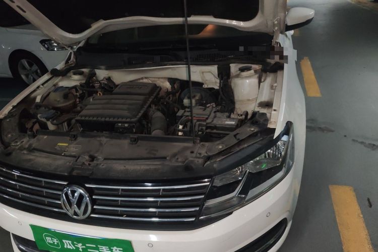 Used Volkswagen Lavida 2015 1.6L Automatic Comfort Edition Engine Bay Left