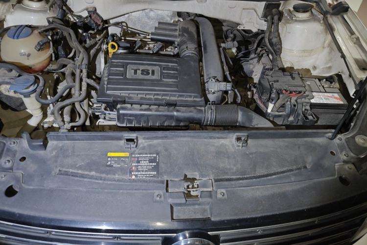 Used Volkswagen Lavida 2015 230TSI DSG Comfort Edition Engine Bay