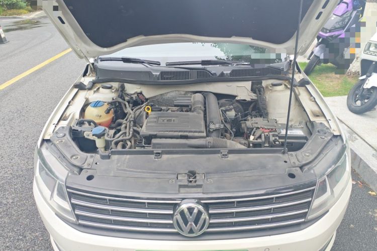 Used Volkswagen Lavida 2015 230TSI DSG Comfort Edition Engine Bay
