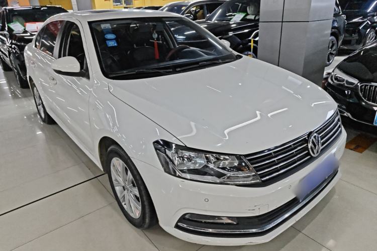 Used Volkswagen Lavida 2015 1.6L Automatic Comfort Edition Exterior 1