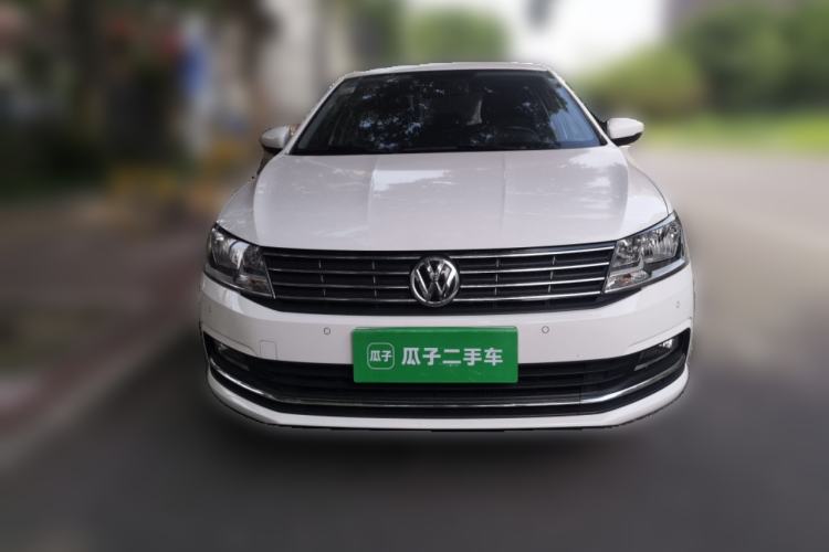 Used Volkswagen Lavida 2015 1.6L Automatic Comfort Edition Exterior 1