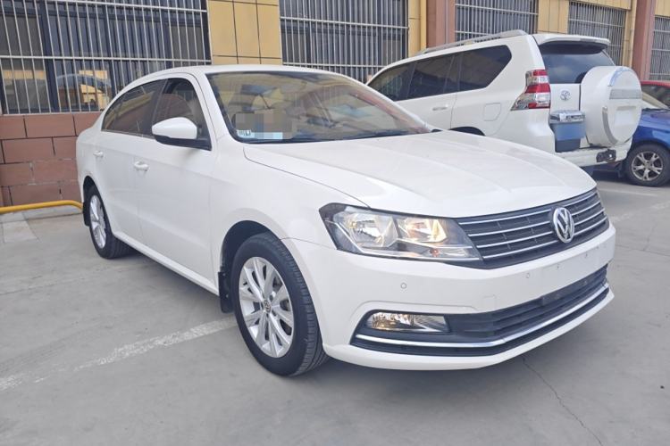 Used Volkswagen Lavida 2015 1.6L Automatic Comfort Edition Exterior 2