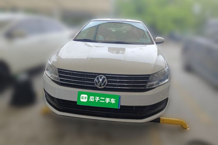 Used Volkswagen Lavida 2015 1.6L Automatic Fashion Edition Front