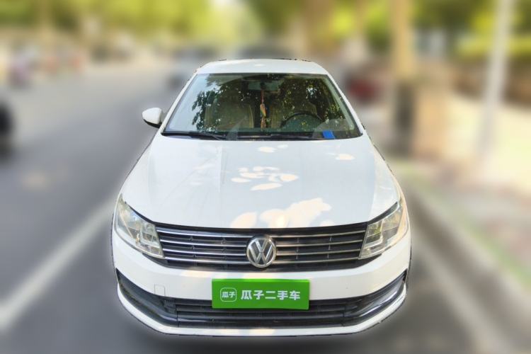Used Volkswagen Lavida 2015 1.6L Manual Fashion Edition Front