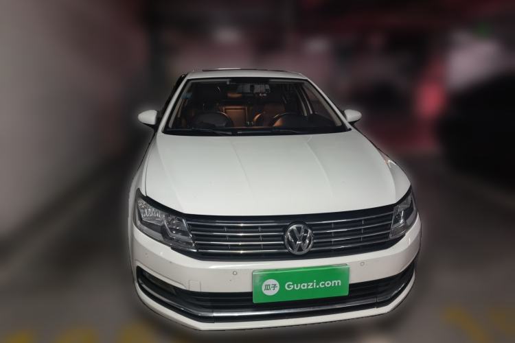 Used Volkswagen Lavida 2015 1.6L Automatic Comfort Edition Front