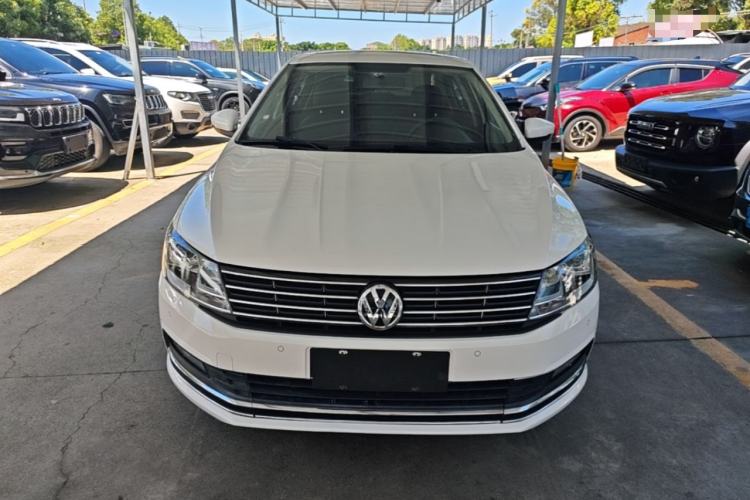 Used Volkswagen Lavida 2015 1.6L Automatic Comfort Edition Front
