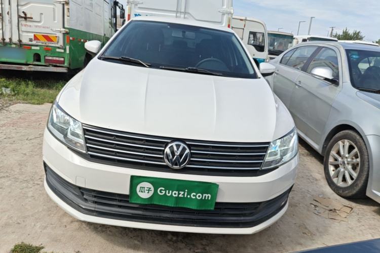 Used Volkswagen Lavida 2015 1.6L Manual Fashion Edition Front