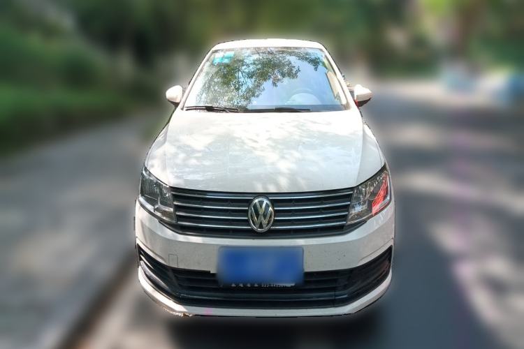 Used Volkswagen Lavida 2015 1.6L Manual Fashion Edition Front