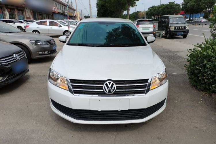 Used Volkswagen Lavida 2015 1.6L Automatic Fashion Edition Front