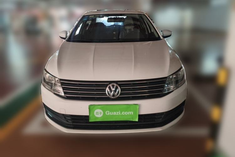 Used Volkswagen Lavida 2015 1.6L Automatic Fashion Edition Front