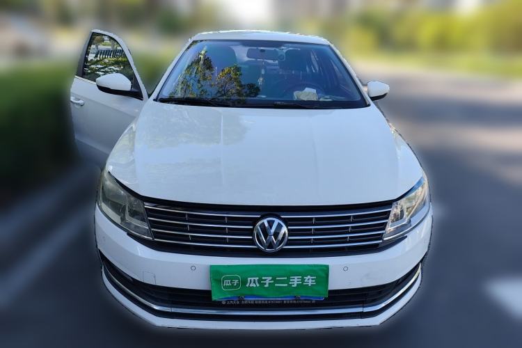 Used Volkswagen Lavida 2015 1.6L Manual Comfort Edition Front