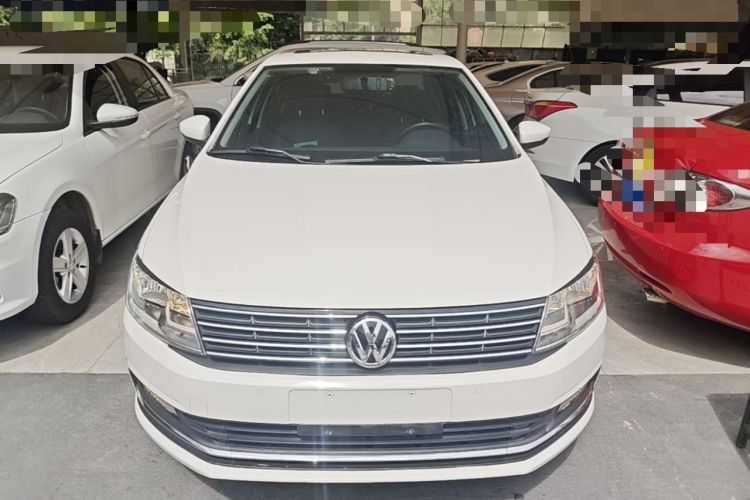 Used Volkswagen Lavida 2015 1.6L Automatic Comfort Edition Front