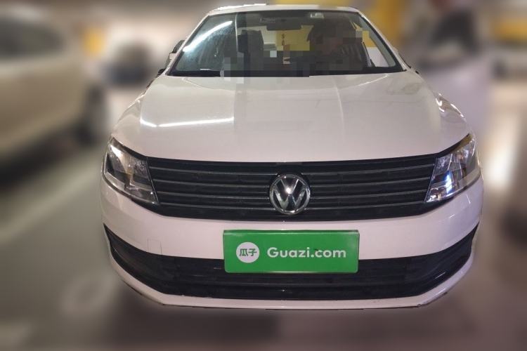 Used Volkswagen Lavida 2015 1.6L Manual Fashion Edition Front