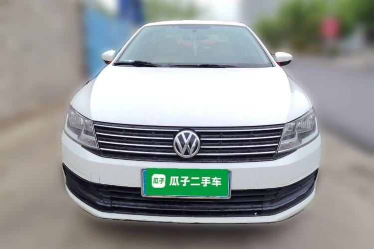 Used Volkswagen Lavida 2015 1.6L Manual Fashion Edition Front