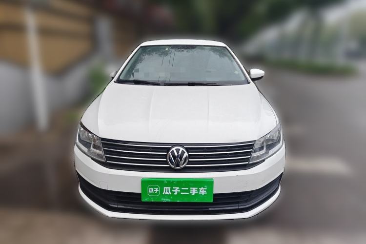 Used Volkswagen Lavida 2015 1.6L Automatic Fashion Edition Front