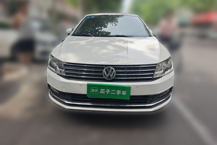 Used Volkswagen Lavida 2015 1.6L Automatic Comfort Edition Front