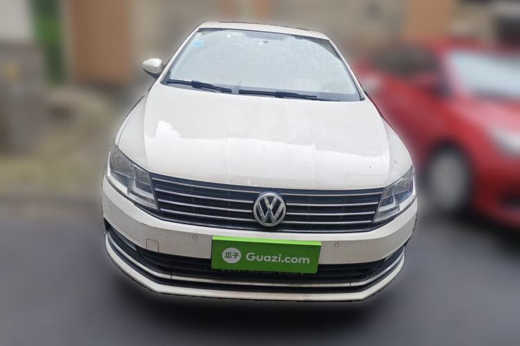 Used Volkswagen Lavida 2015 1.6L Automatic Comfort Edition Front