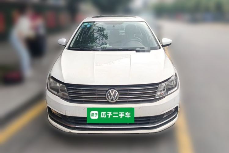 Used Volkswagen Lavida 2015 1.6L Automatic Comfort Edition Front