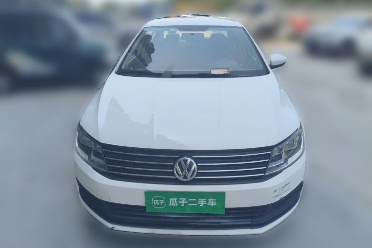 Used Volkswagen Lavida 2015 1.6L Manual Fashion Edition Front