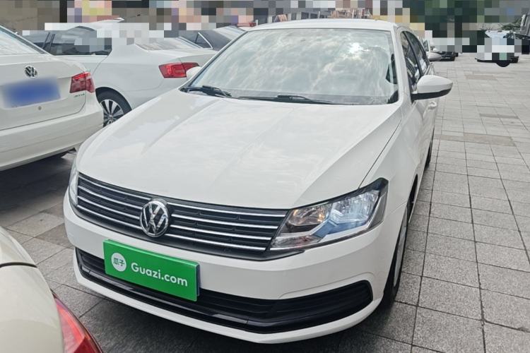 Used Volkswagen Lavida 2015 1.6L Automatic Fashion Edition Front