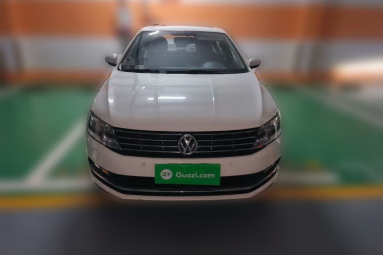 Used Volkswagen Lavida 2015 1.6L Manual Comfort Edition Front