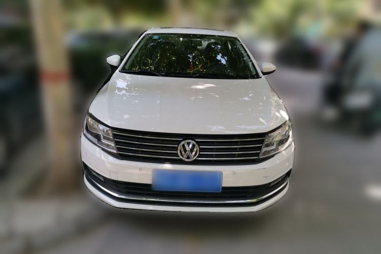 Used Volkswagen Lavida 2015 1.6L Automatic Comfort Edition Front