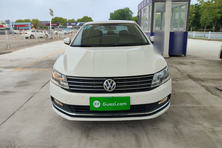 Used Volkswagen Lavida 2015 1.6L Automatic Comfort Edition Front