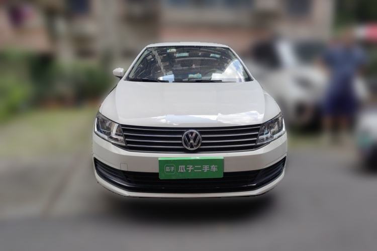 Used Volkswagen Lavida 2015 1.6L Manual Fashion Edition Front