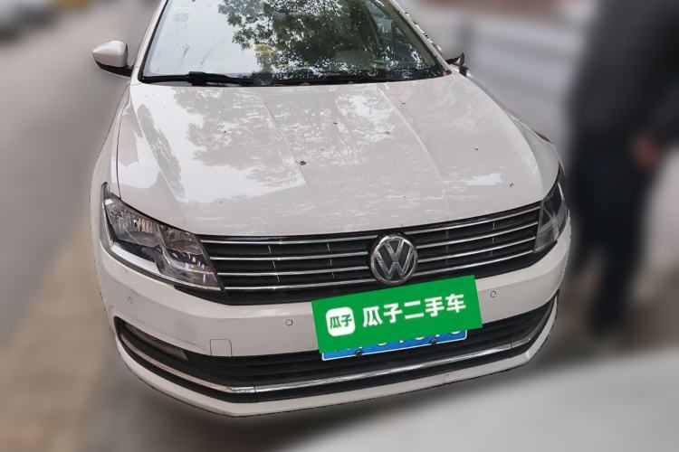 Used Volkswagen Lavida 2015 1.6L Automatic Comfort Edition Front