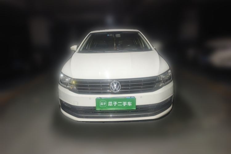 Used Volkswagen Lavida 2015 1.6L Automatic Comfort Edition Front