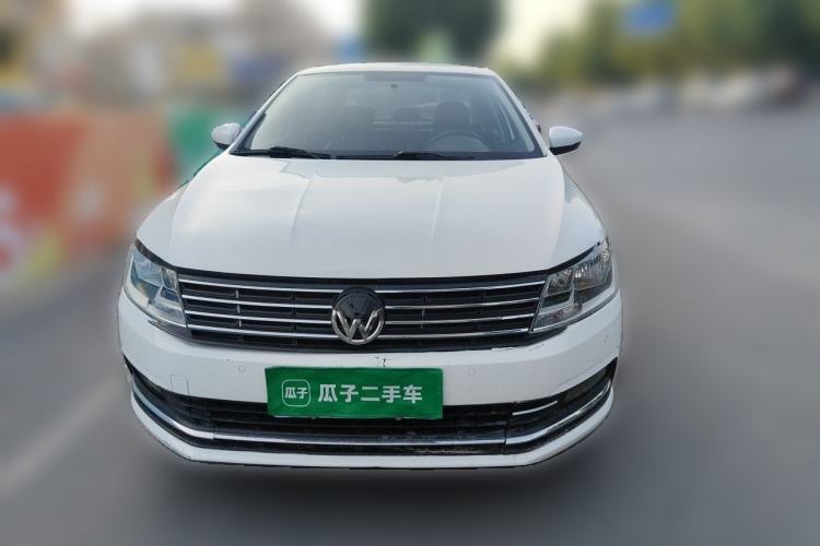 Used Volkswagen Lavida 2015 1.6L Manual Comfort Edition Front