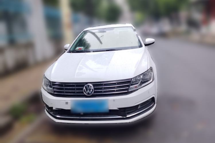 Used Volkswagen Lavida 2015 1.6L Automatic Comfort Edition Front
