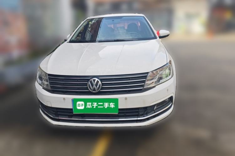 Used Volkswagen Lavida 2015 1.6L Automatic Comfort Edition Front