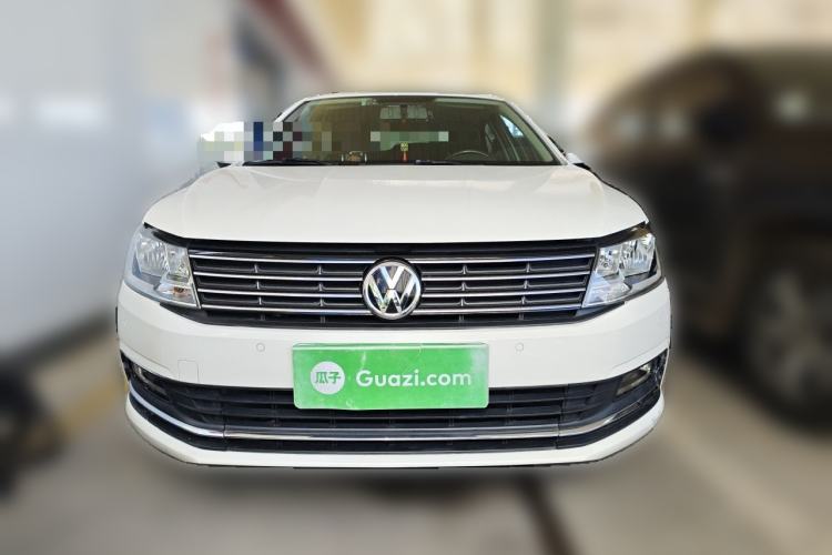 Used Volkswagen Lavida 2015 1.6L Automatic Comfort Edition Front