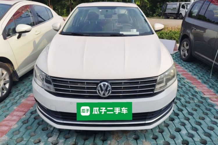 Used Volkswagen Lavida 2015 1.6L Automatic Comfort Edition Front