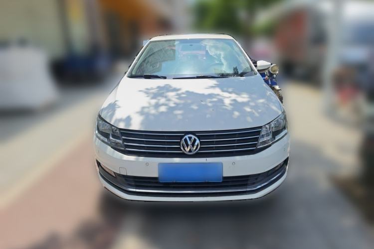 Used Volkswagen Lavida 2015 1.6L Manual Comfort Edition Front