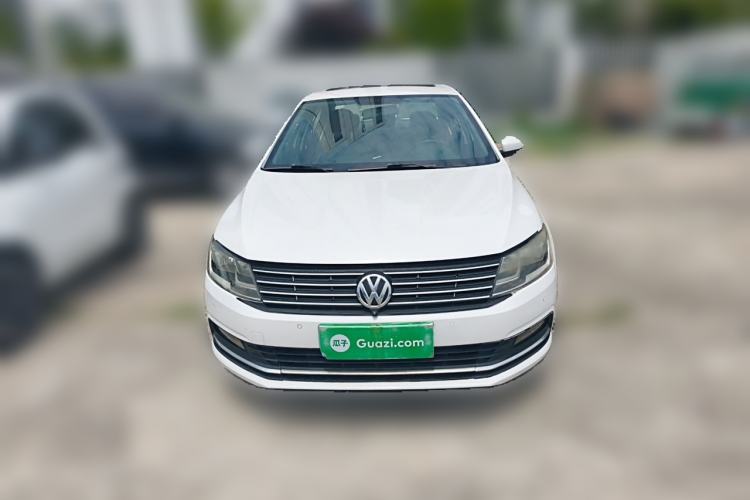 Used Volkswagen Lavida 2015 1.6L Automatic Comfort Edition Front