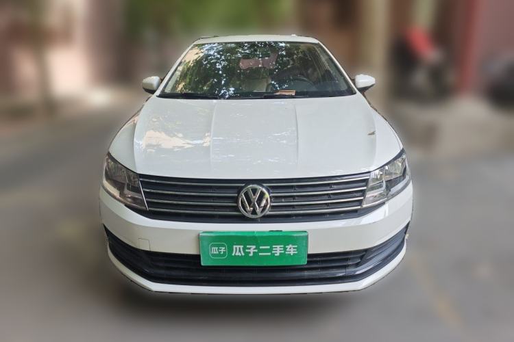 Used Volkswagen Lavida 2015 1.6L Manual Fashion Edition Front