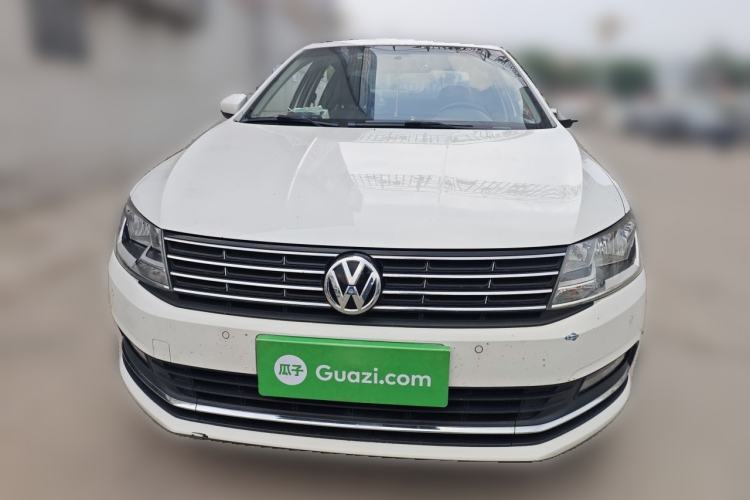 Used Volkswagen Lavida 2015 1.6L Manual Comfort Edition Front