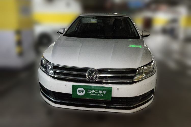 Used Volkswagen Lavida 2015 1.6L Automatic Comfort Edition Front